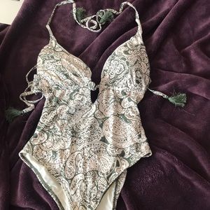 One piece bathing suit